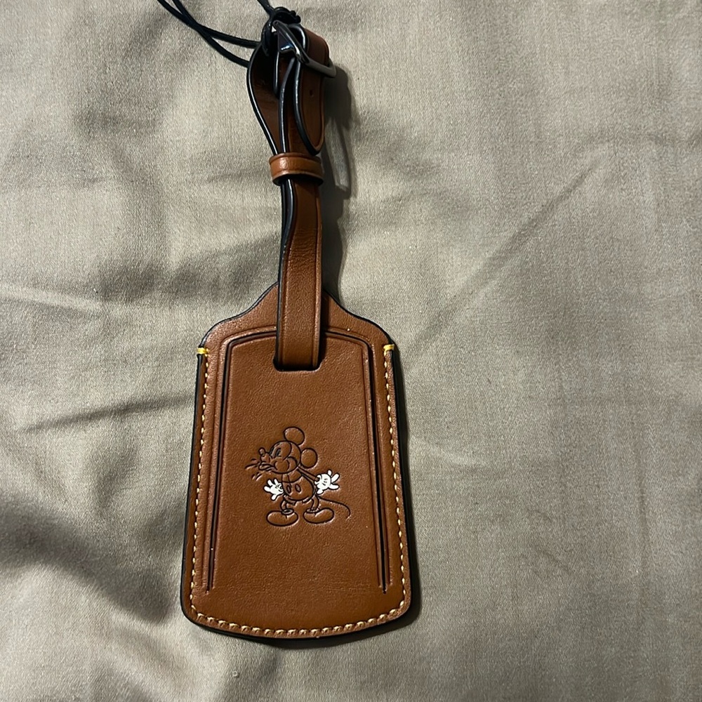 Disney X Coach Mickey Luggage Tag🤎🤎
